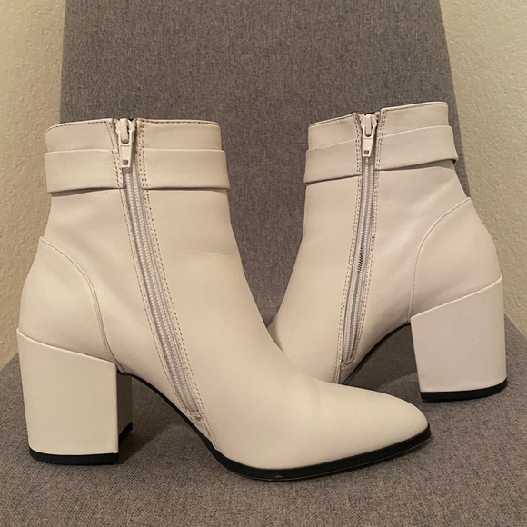 White STEVEN by Steve Madden booties - Picture 7 of 12